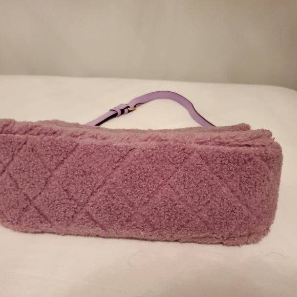 Selling Beautiful Purple Furry Purse/Handbag - Picture 7 of 10